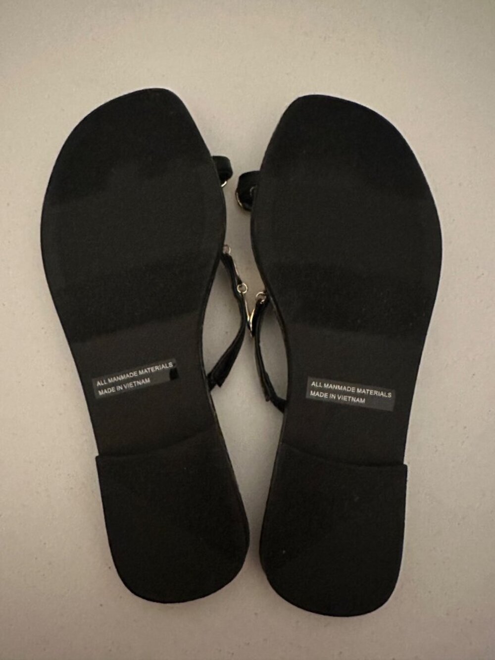DV Dolce Vita flat sandals feature gold coin embellishments toe-ring design 7.5 - Picture 5 of 6
